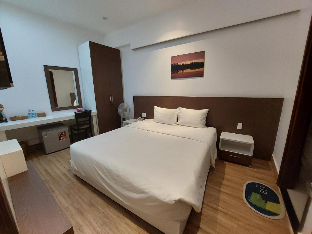 Hotel Khách Sạn Đạt Thịnh Dalat Exterior foto